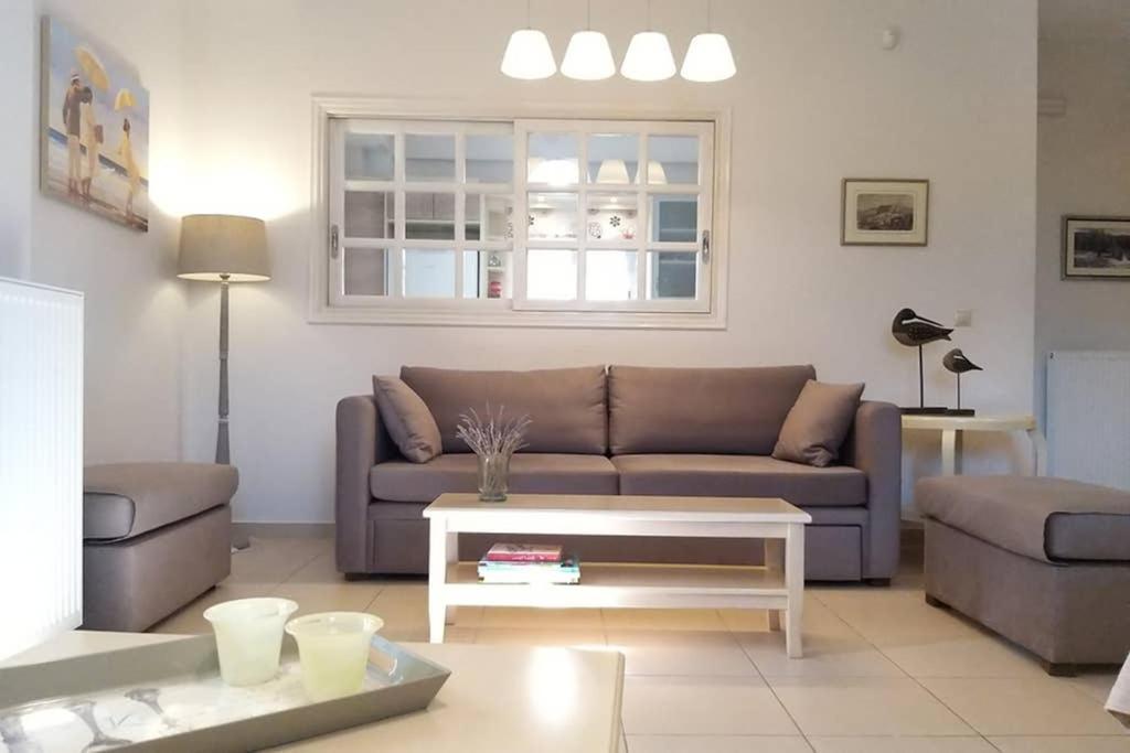 New, Modern, Bright And Independent Apartment 83 M2, With Garden, 5Min To The Beach And The City Center كالاماتا المظهر الخارجي الصورة