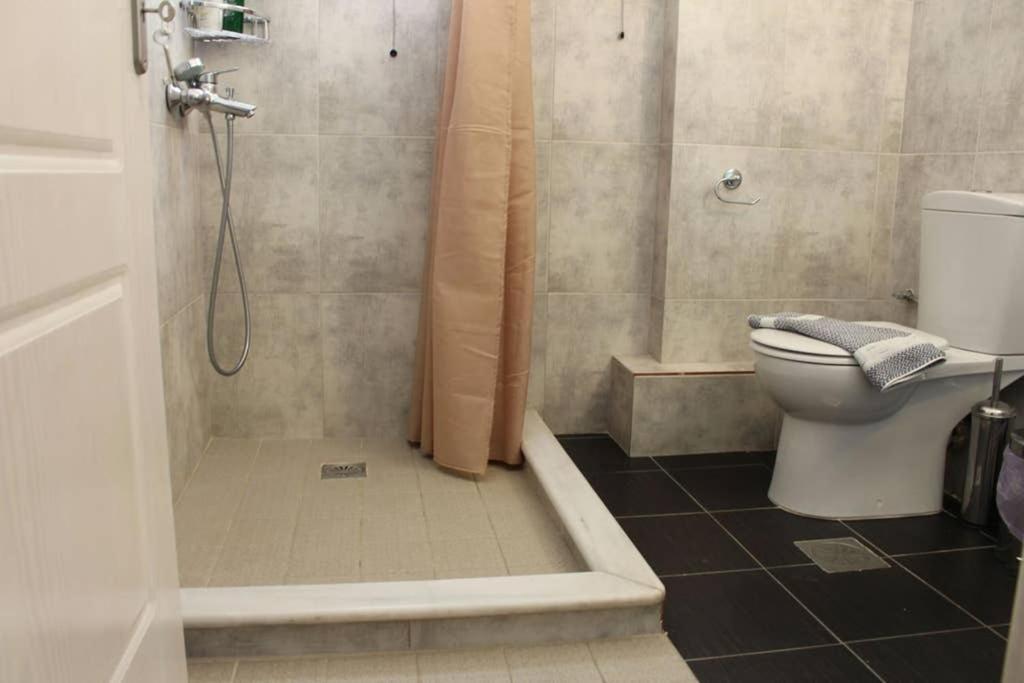 New, Modern, Bright And Independent Apartment 83 M2, With Garden, 5Min To The Beach And The City Center كالاماتا المظهر الخارجي الصورة