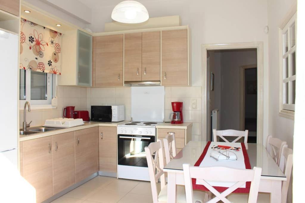 New, Modern, Bright And Independent Apartment 83 M2, With Garden, 5Min To The Beach And The City Center كالاماتا المظهر الخارجي الصورة