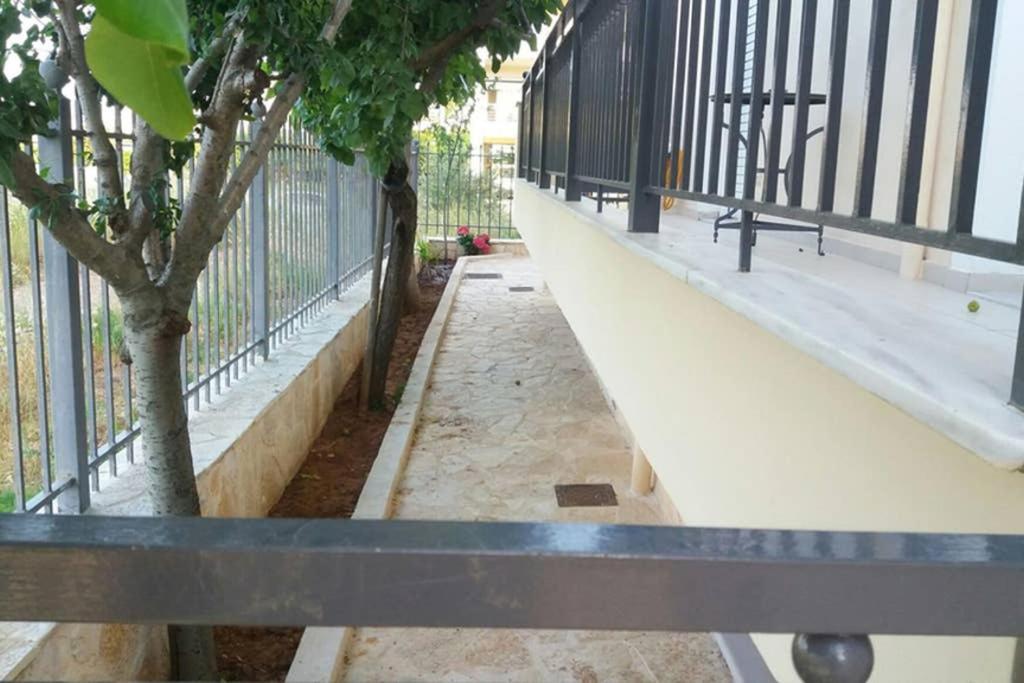 New, Modern, Bright And Independent Apartment 83 M2, With Garden, 5Min To The Beach And The City Center كالاماتا المظهر الخارجي الصورة
